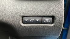 Nissan Qashqai 1.3 DiG-T N-Connecta 5dr [Glass Roof Pack] Petrol Hatchback